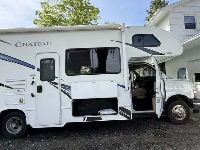 2020 Thor Motor Coach Chateau Motorized Class C