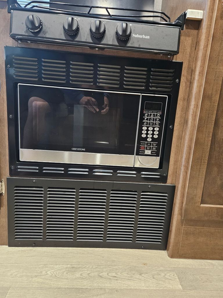 2020 Winnebago Porto Class C Motorhome