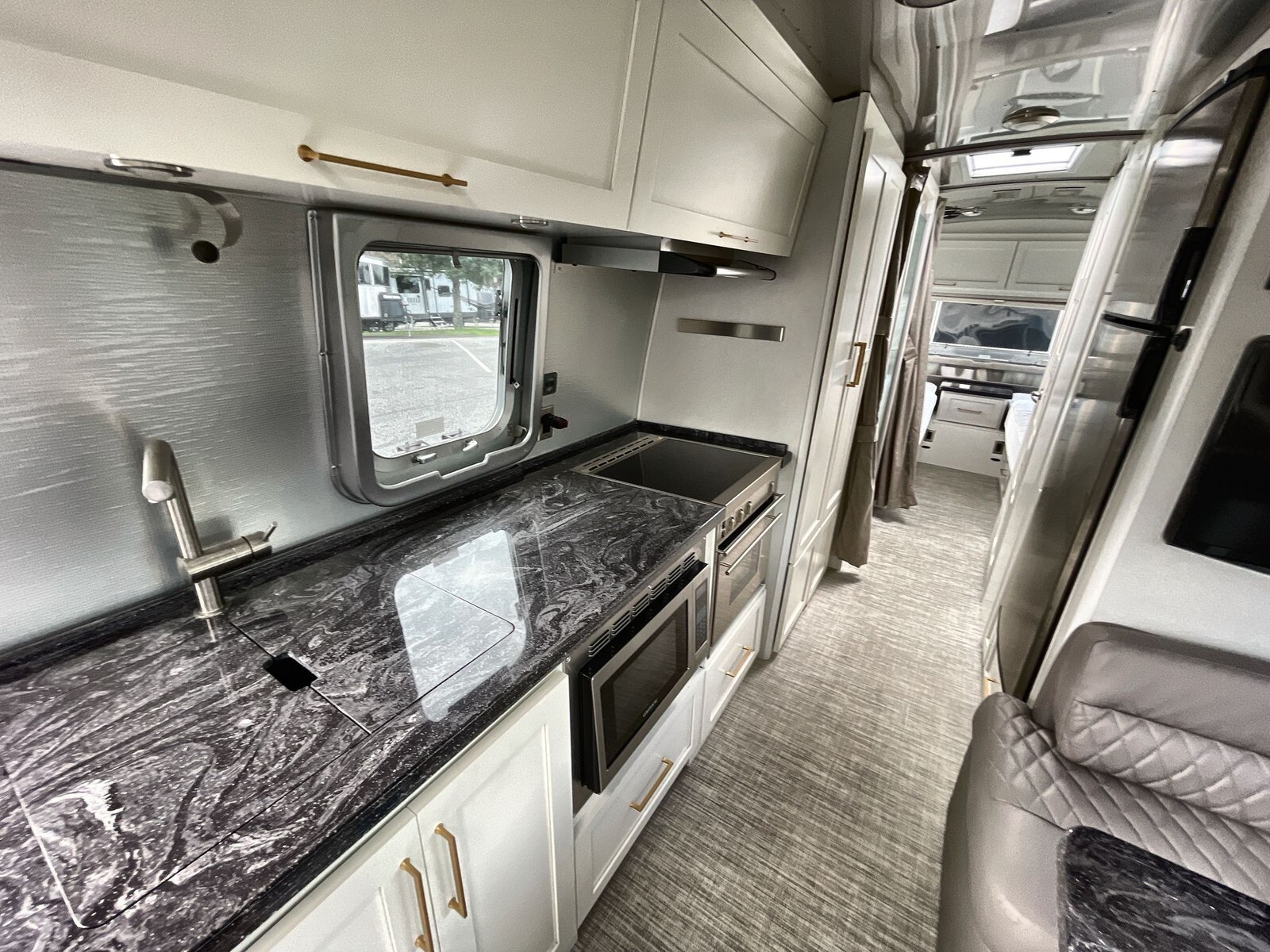2021 Airstream Classic