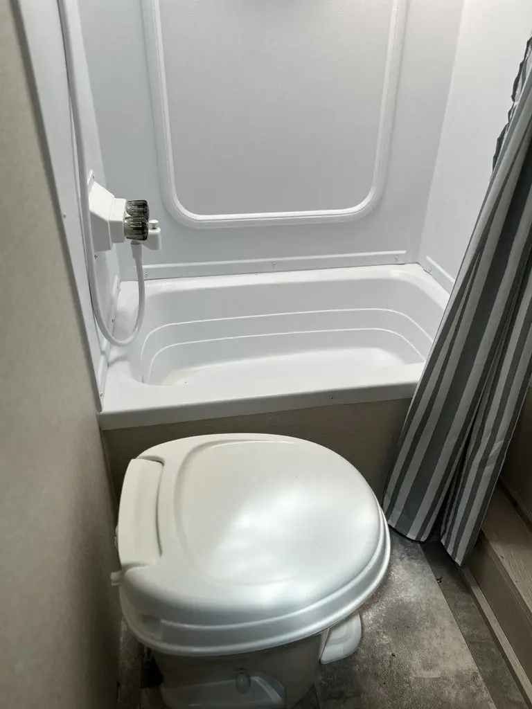 2022 Coachmen Apex Nano Travel Trailer
