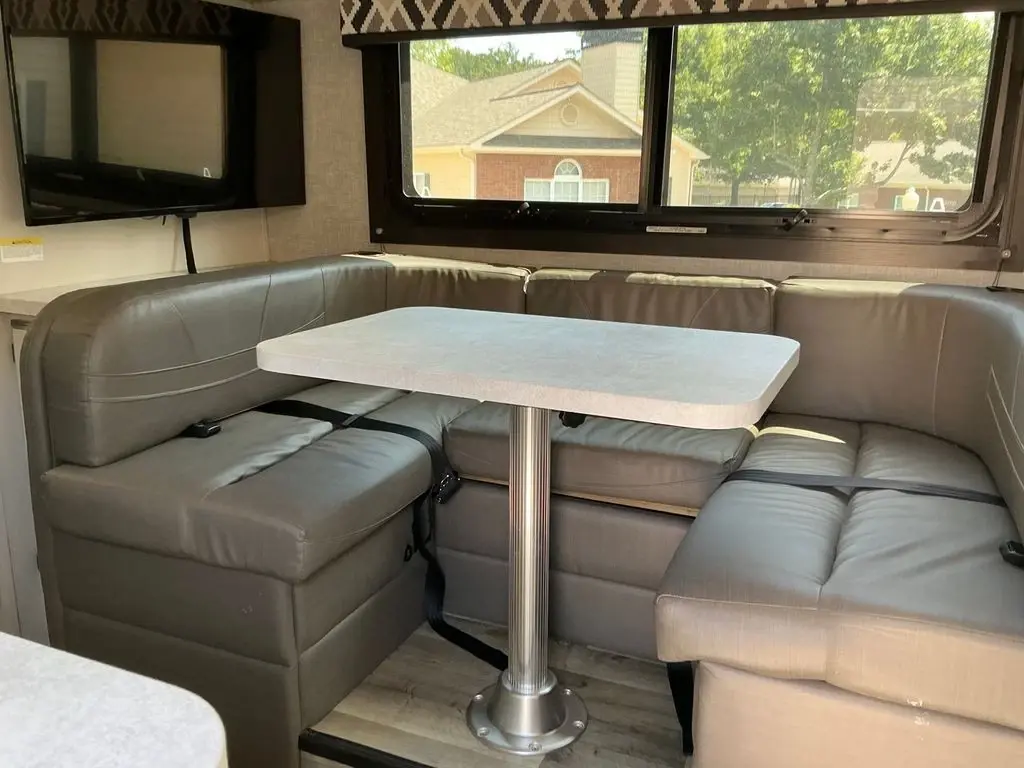 2022 Jayco Redhawk Class C Motorhome