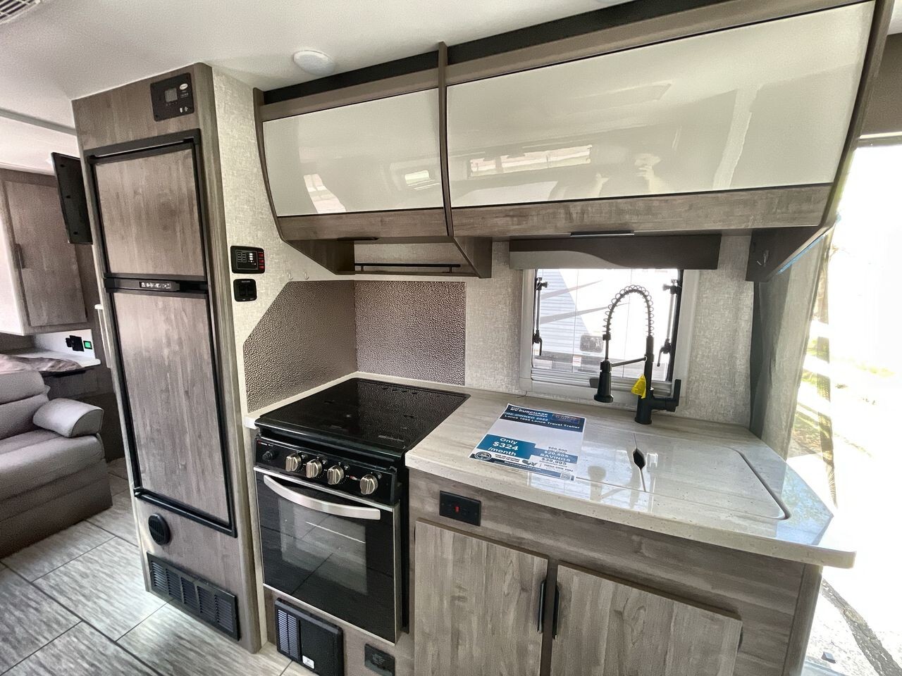 2022 Lance Lance Travel Trailer