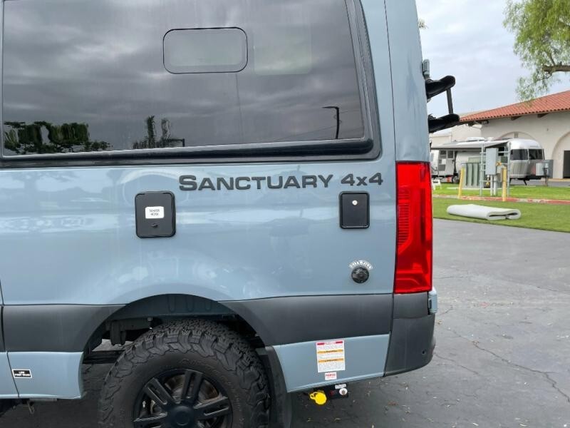 2022 Silver Thor Motor Coach Sanctuary 4X4 --