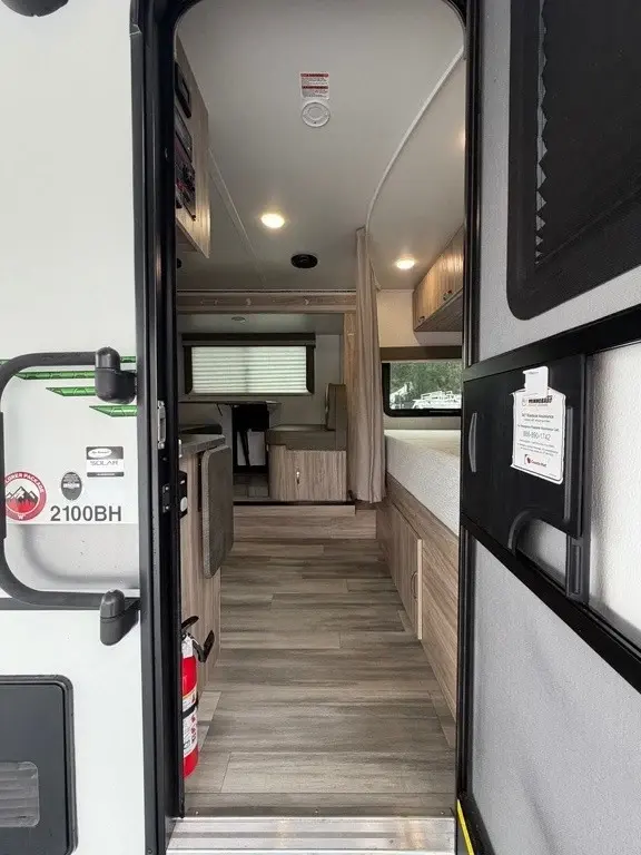2022 Winnebago Micro Minnie FLX Travel Trailer