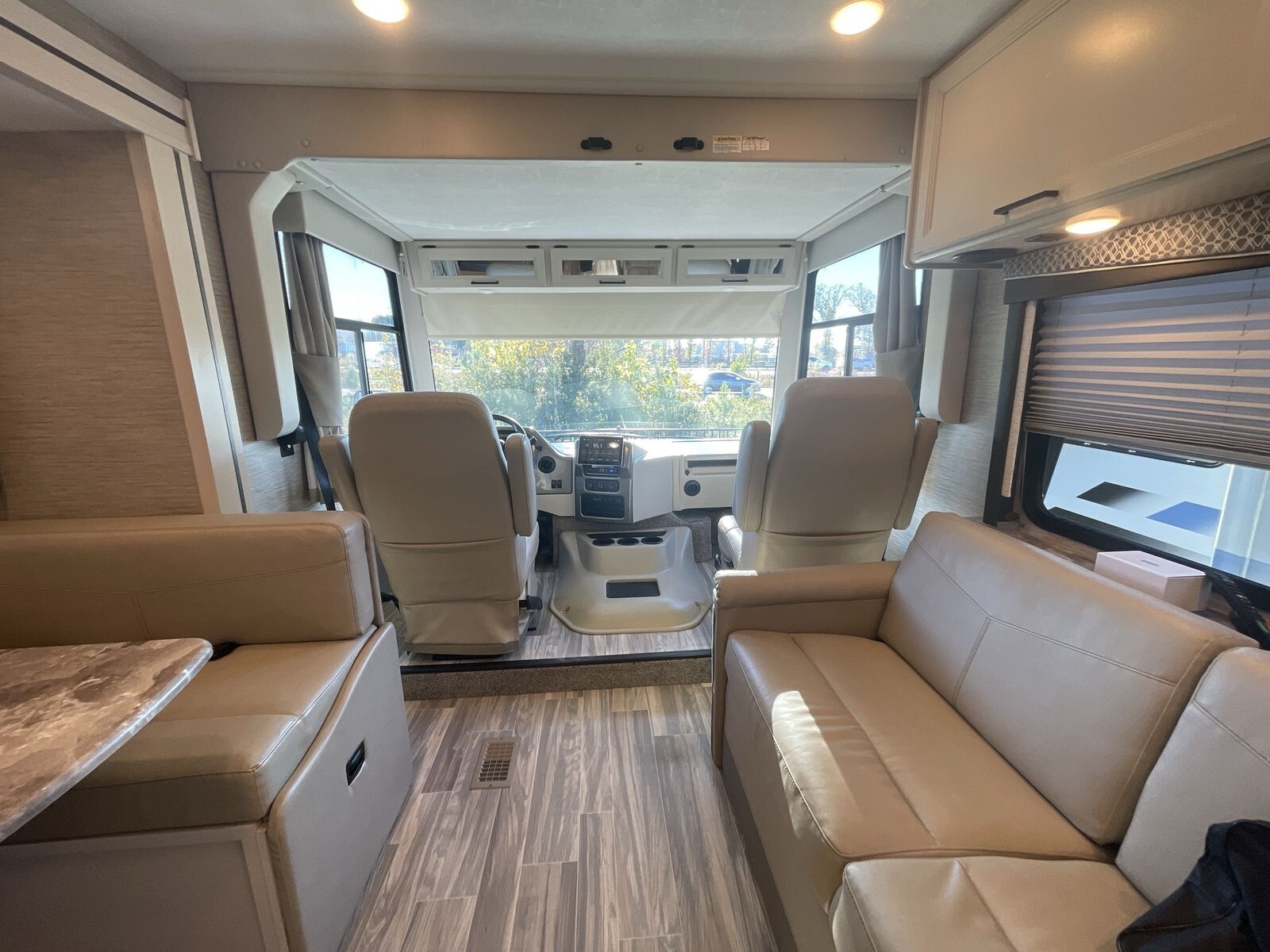 2023 Thor Motor Coach Resonate