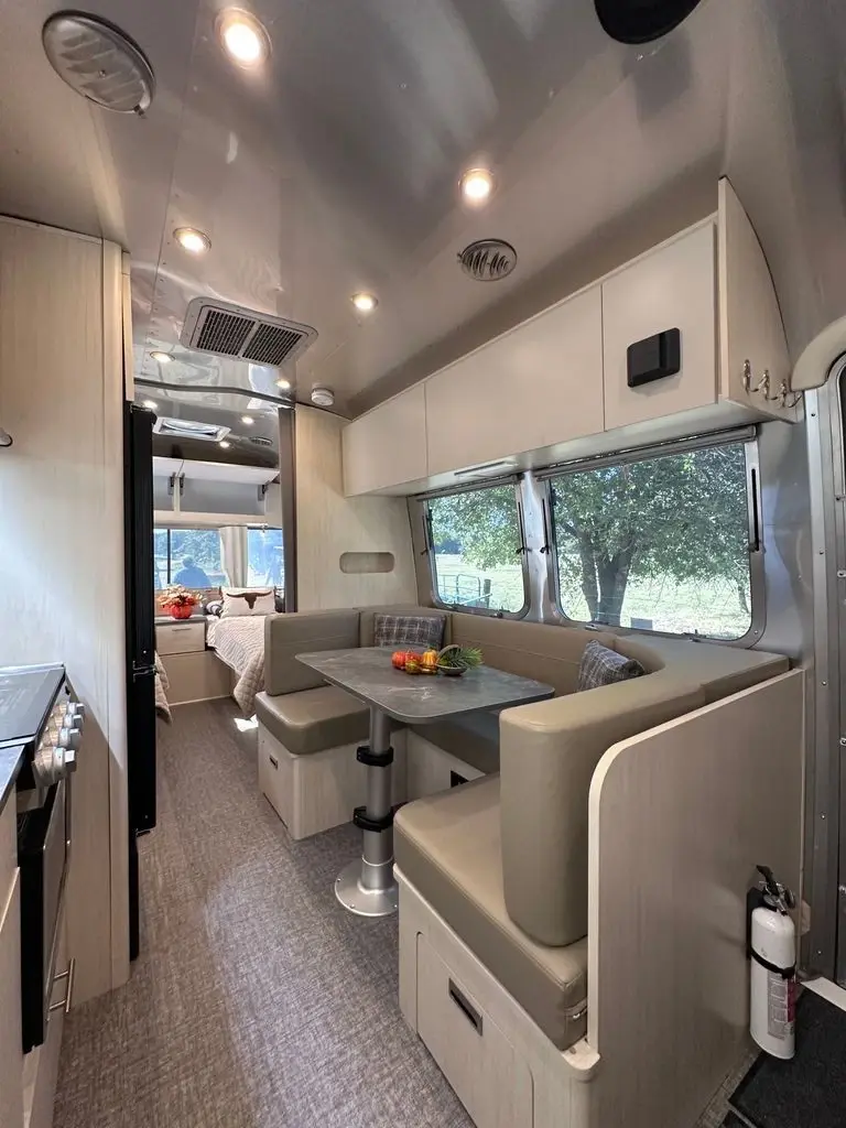2024 Airstream Flying Cloud Travel Trailer