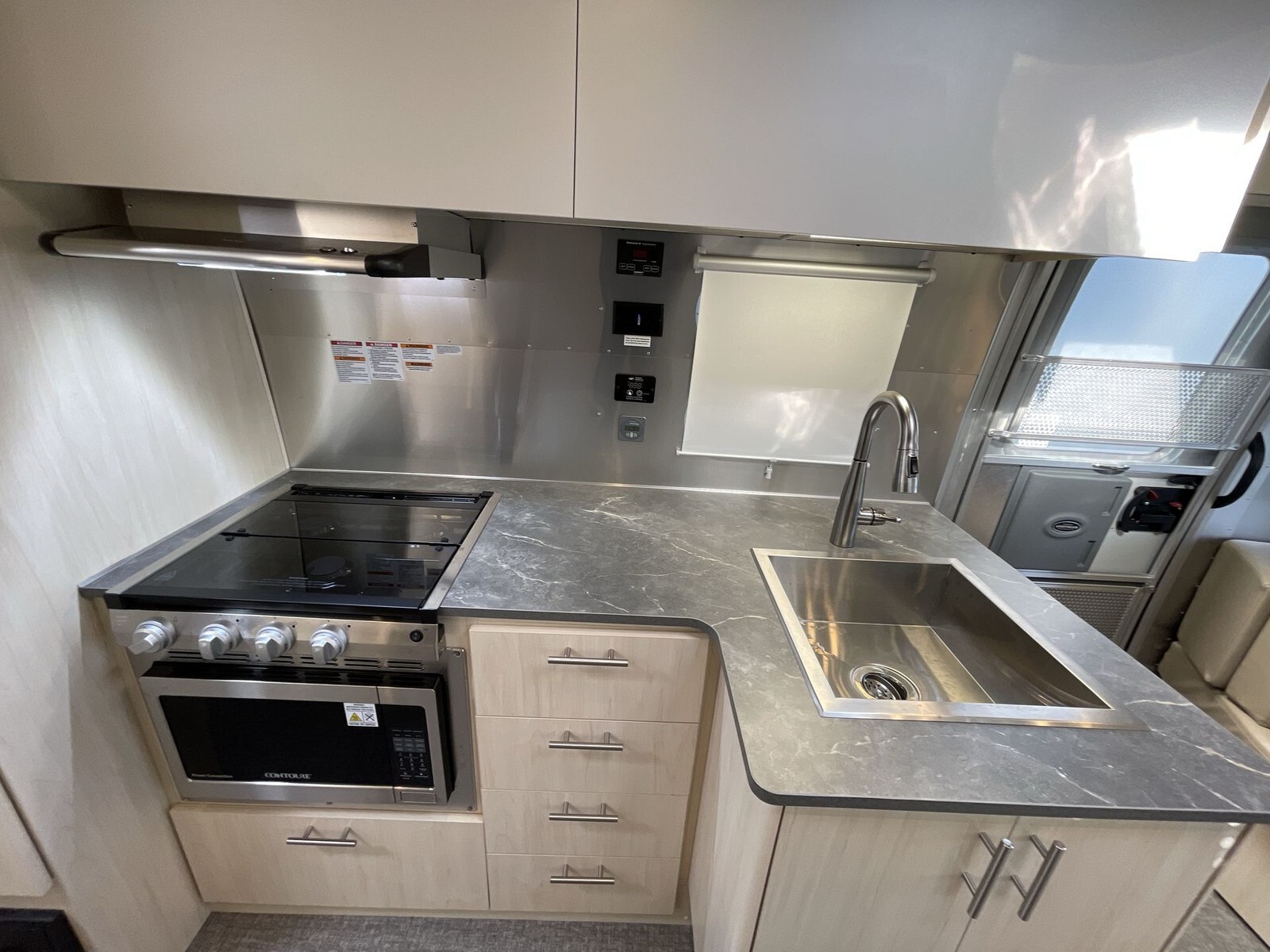 2024 Airstream Flying Cloud