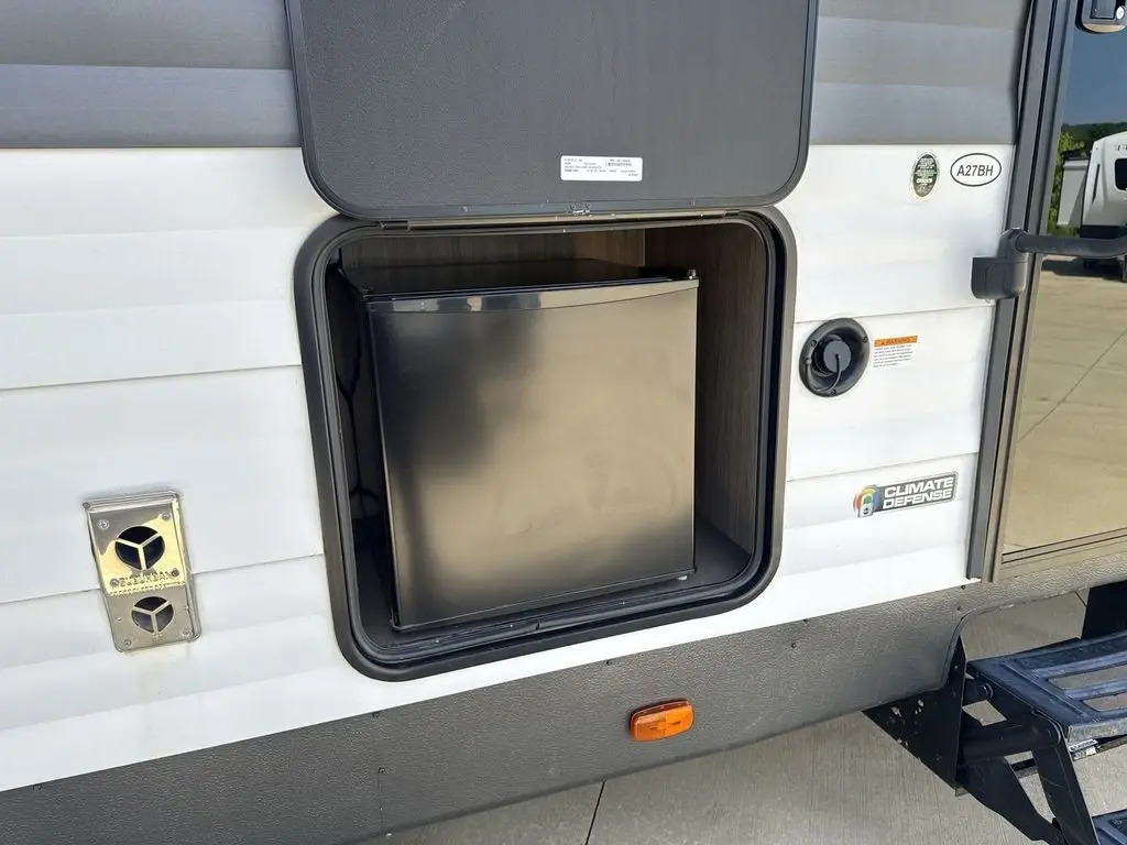 2024 Cruiser RV AVENIR