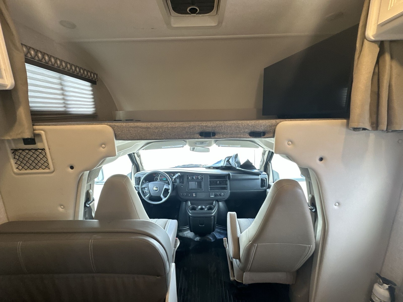 2024 Thor Motor Coach Geneva