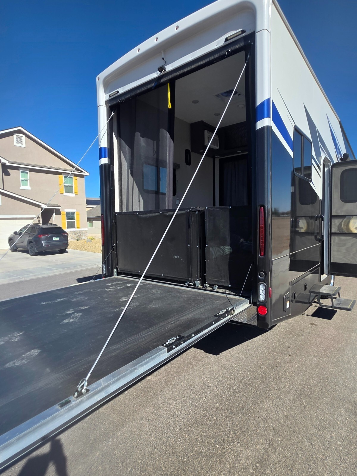 2024 Thor OUTLAW Toy Hauler