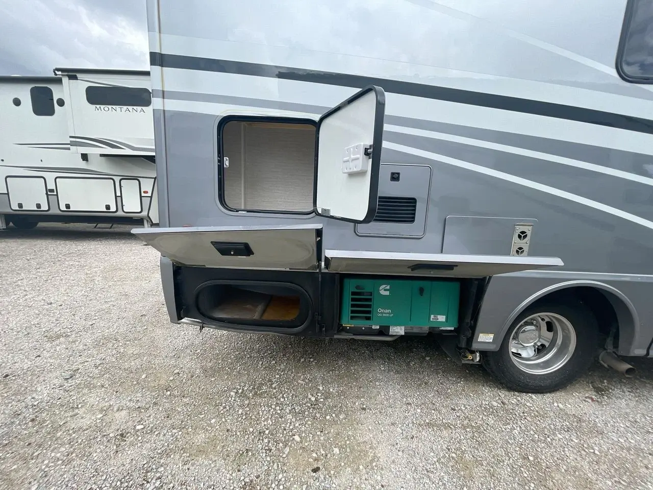 2024 Winnebago Navion