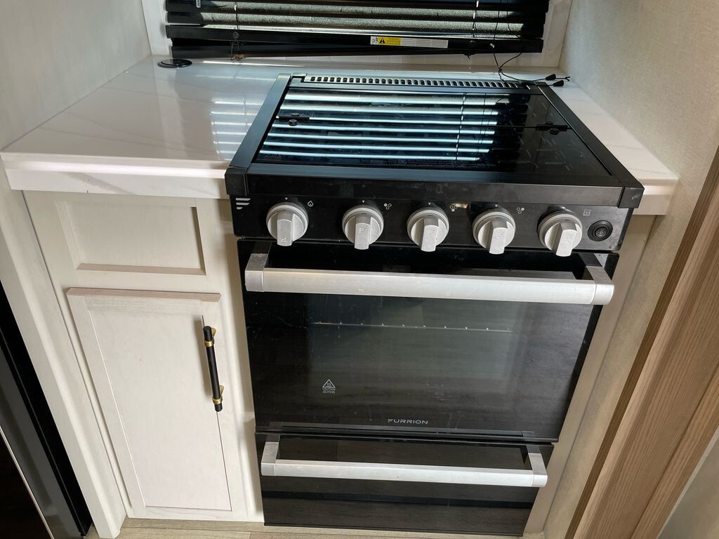 2025 Dutchmen ASTORIA