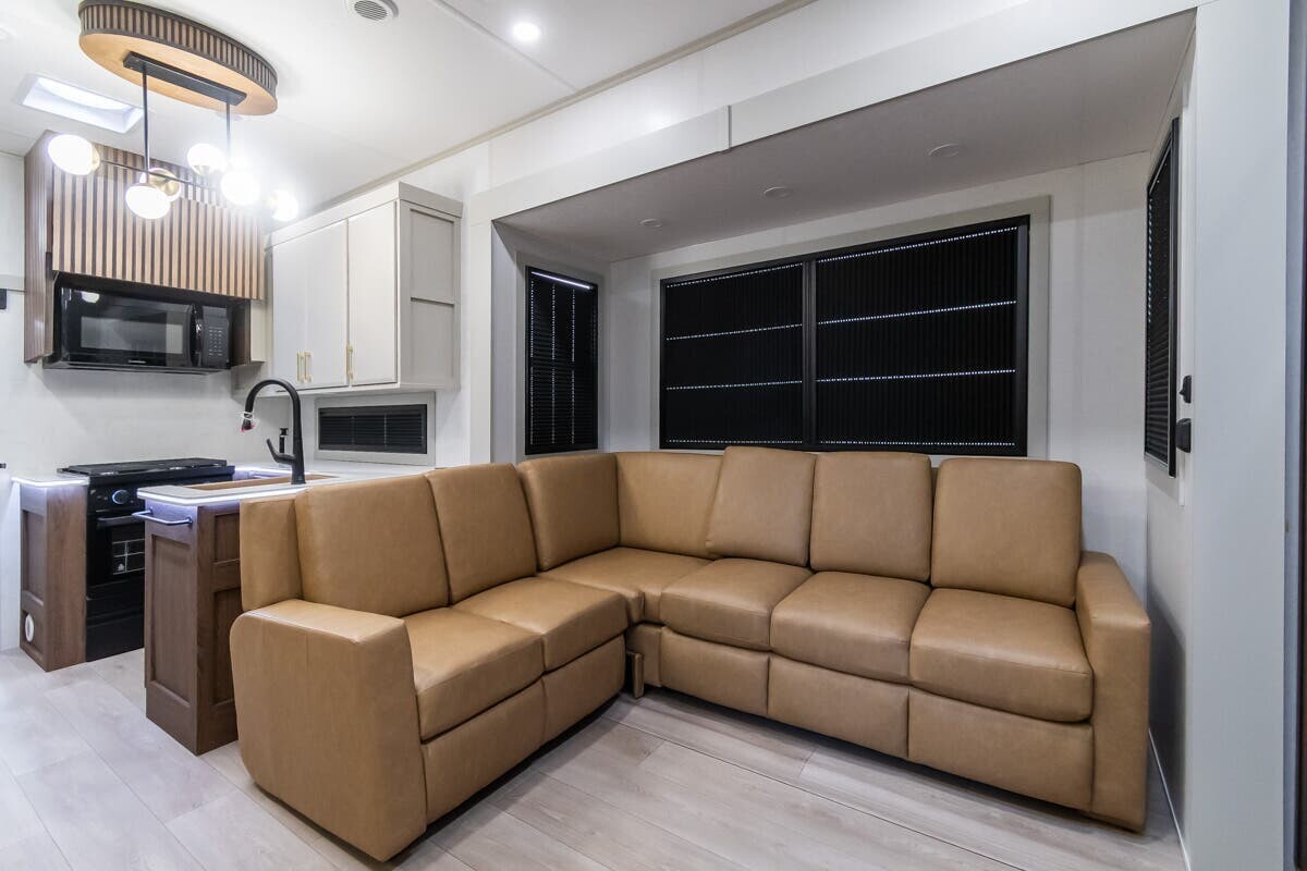 2025 Dutchmen DENALI