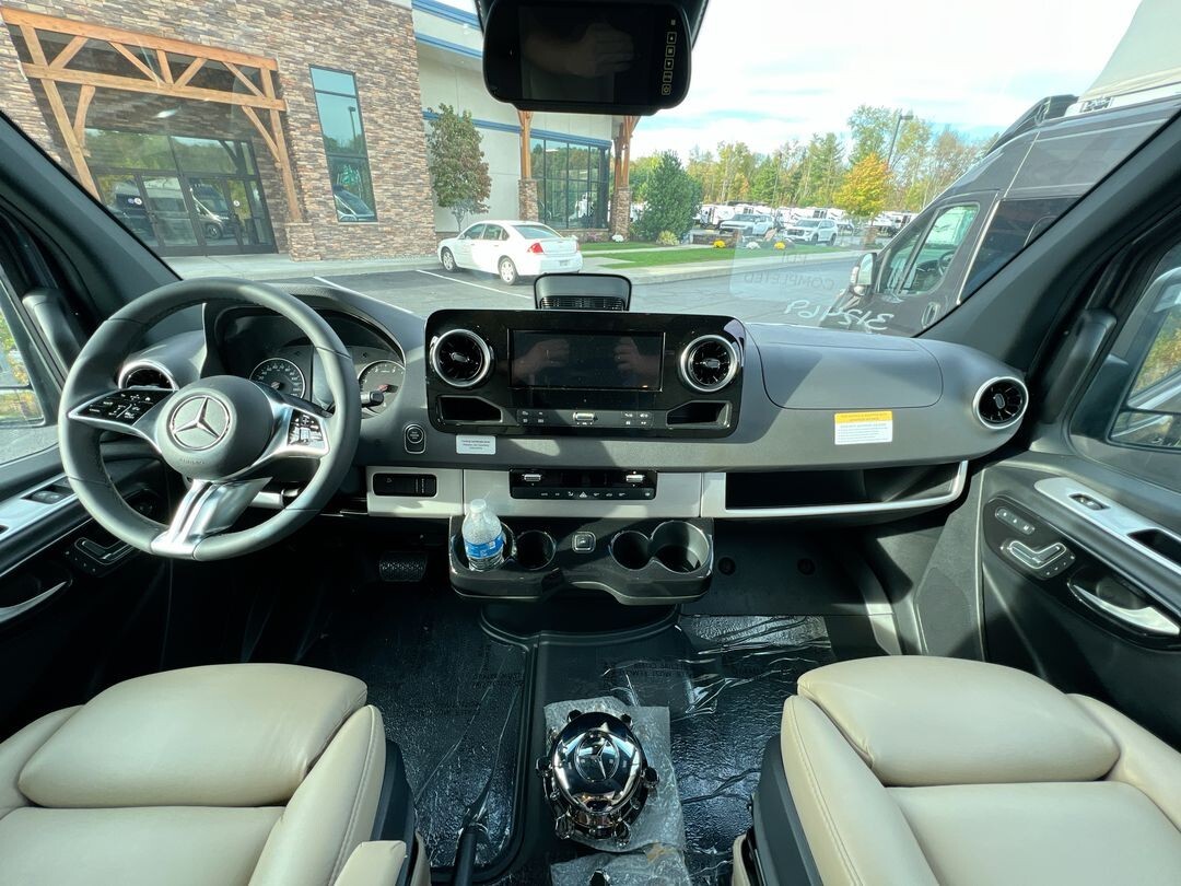 2026 Airstream Interstate