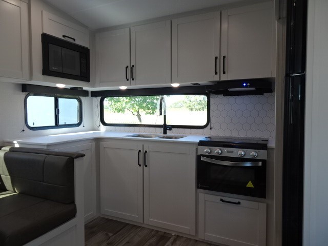 2026 -- Highland Ridge Open Range Roamer LD 24MLDS --