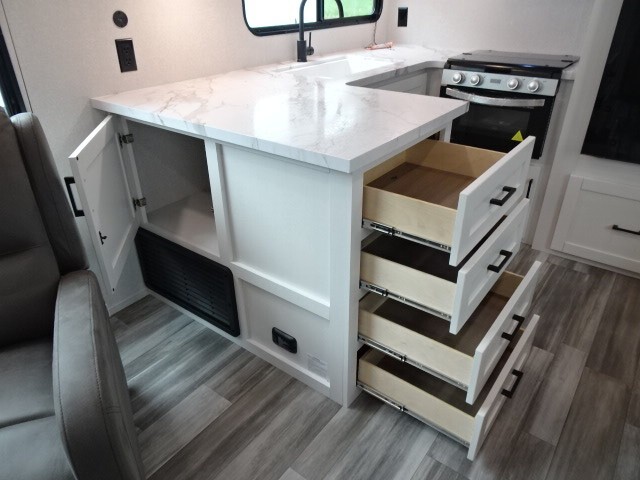 2026 -- Jayco Jay Flight SLX 290RKS --