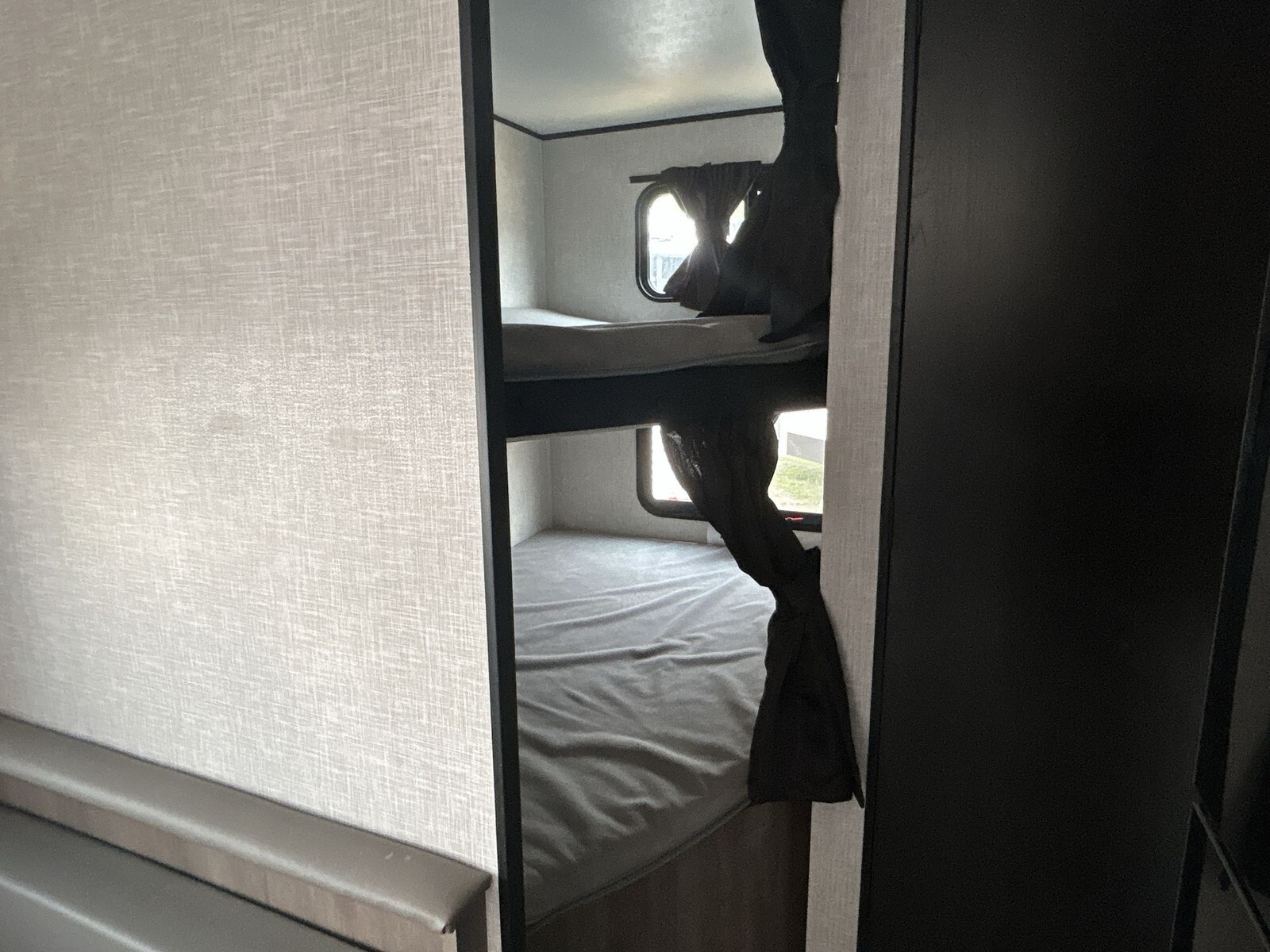 2026 Starcraft Autumn Ridge Double Axle