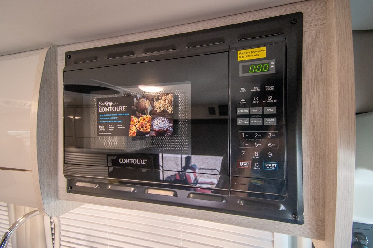 2026 Thor Motor Coach Tellaro