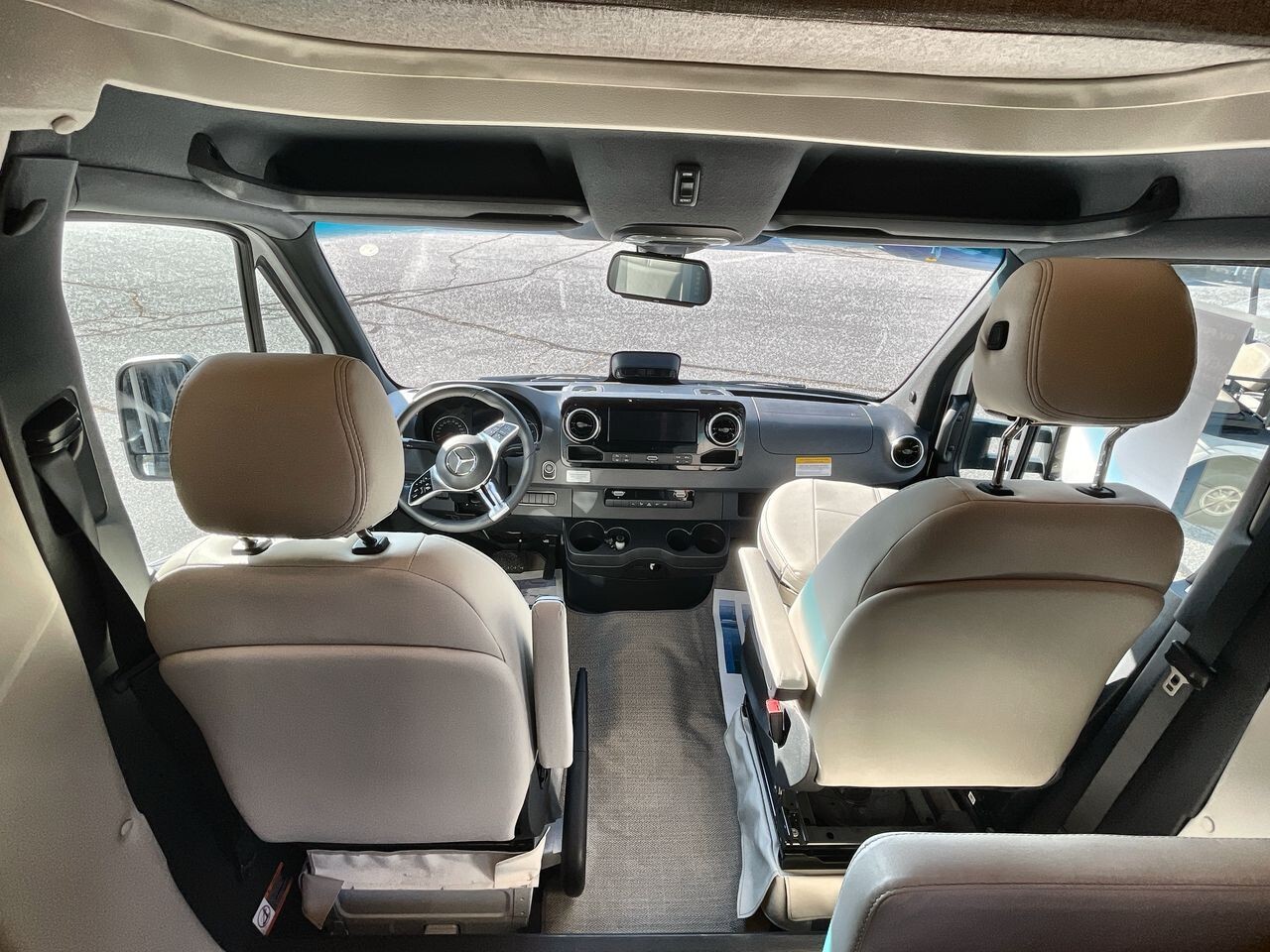 2026 Thor Motor Coach Tiburon