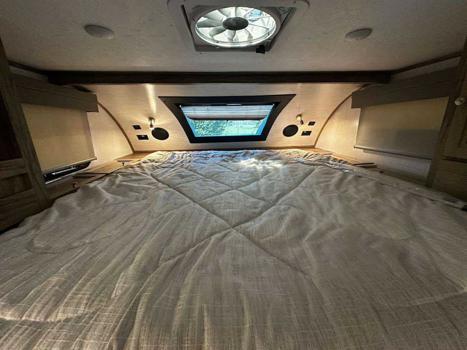 2023 Palomino 8801 Palomino Truck Camper