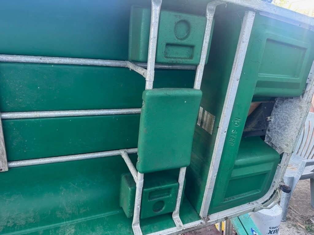 1985 -- Coleman Pleasure 11'2 ft --