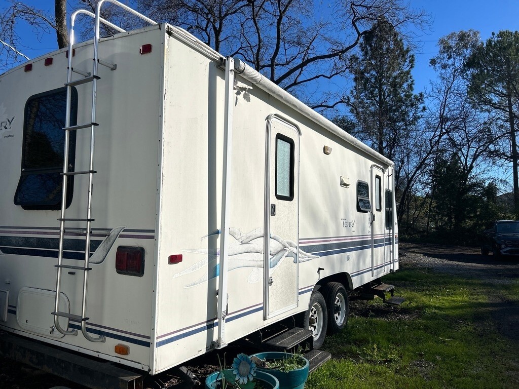 1998 Fleetwood Terry Travel Trailer