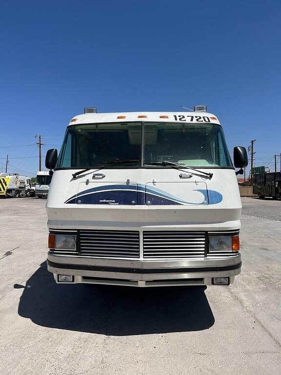 1998 Foretravel Motorcoach Stationary RV Motorized Class A