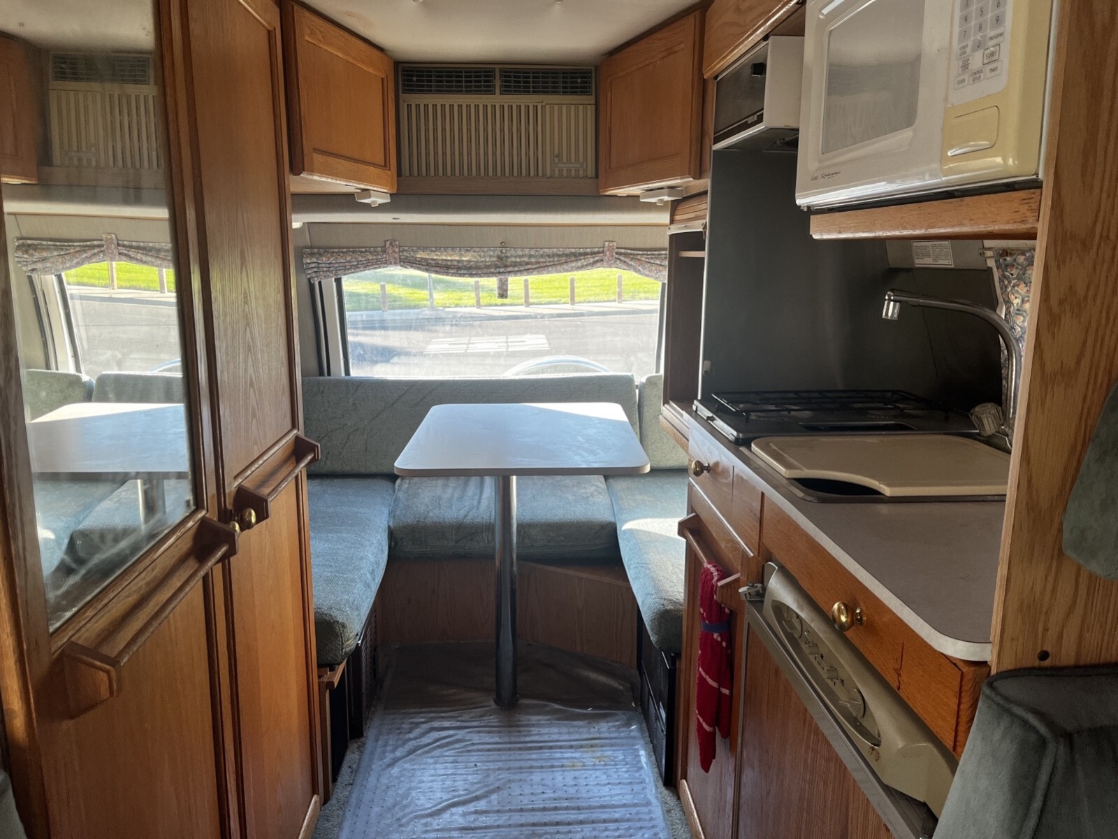 2001 Dodge Roadtrek Motorized Class B