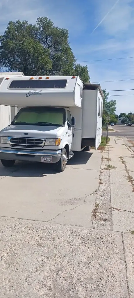 2001 Shasta Cheyenne Class C Motorhome