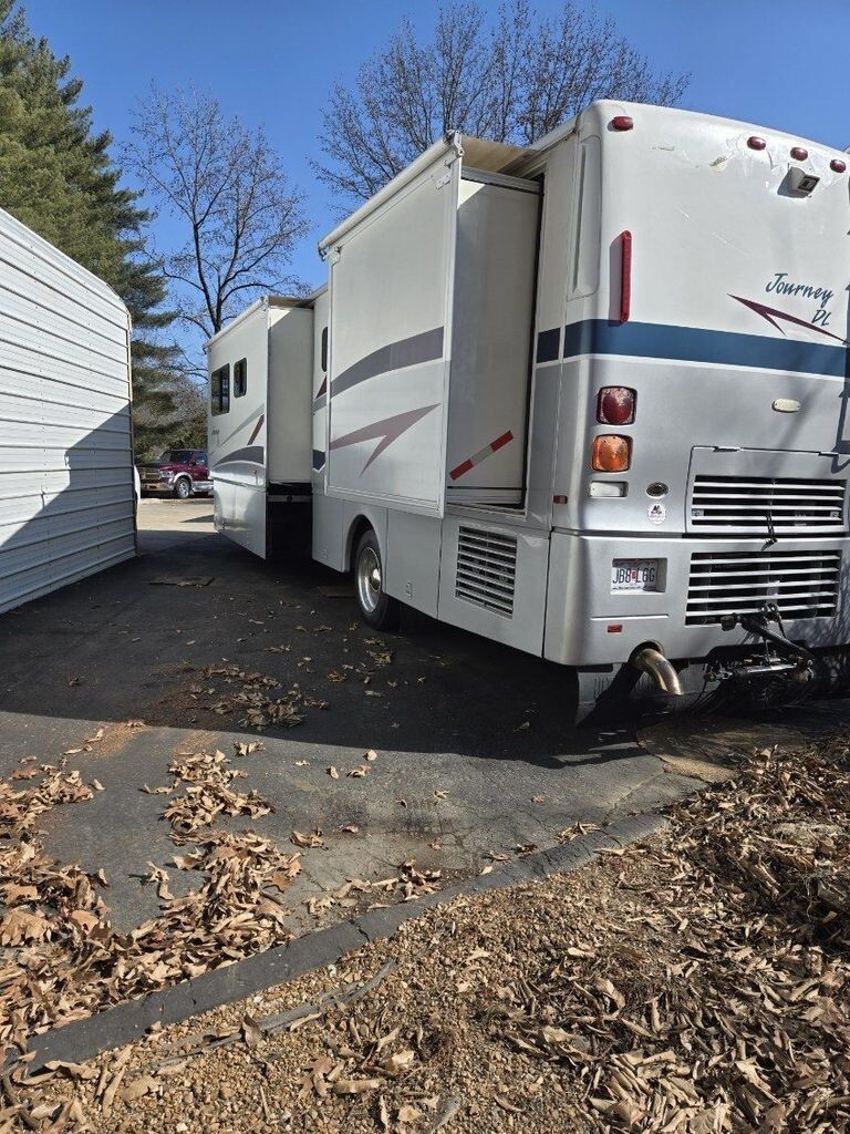 2001 Winnebago Journey Class A Motorhome