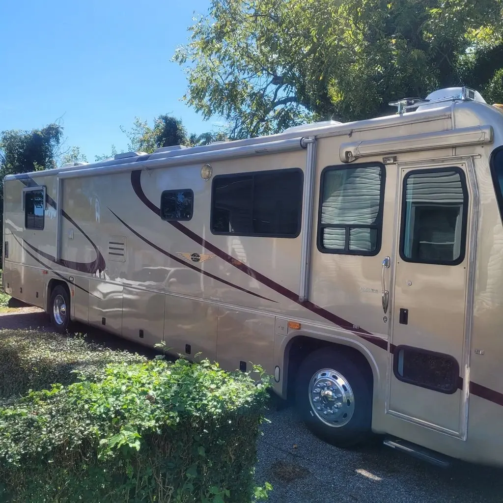 2002 Tiffin Motorhomes Zephyr Class A Motorhome