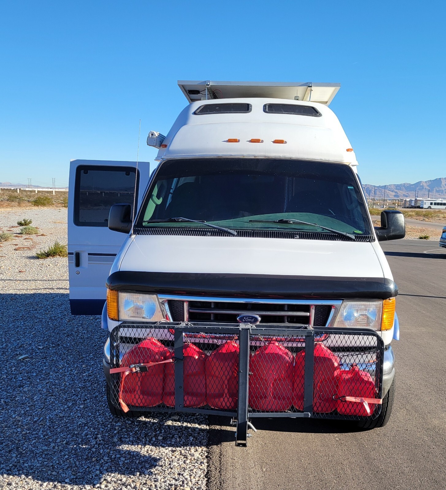 2004 Pleasure-Way class b