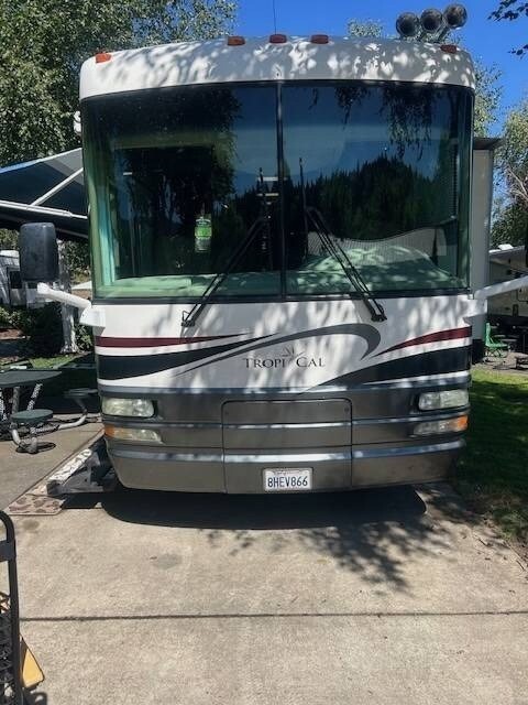 2005 National Tropical Motorized Class A