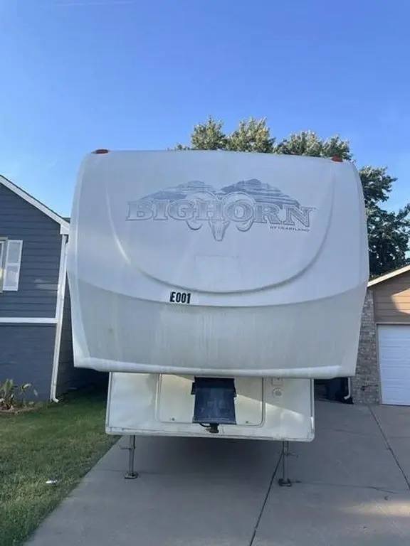 2006 Heartland Big Horn Fifth Wheel