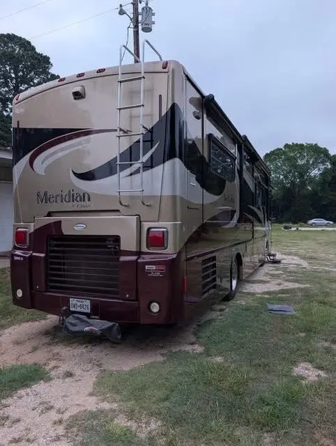2010 Itasca Meridian V Class Motorized Class A