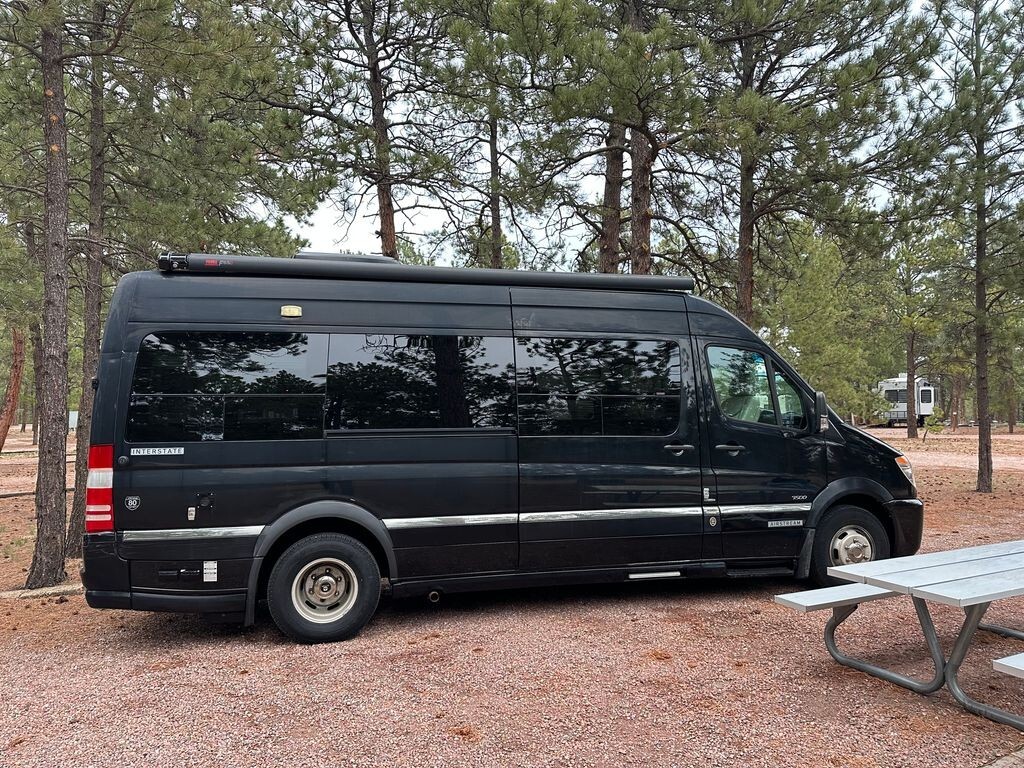 2010 Mercedes-Benz Sprinter Class B Motorhome