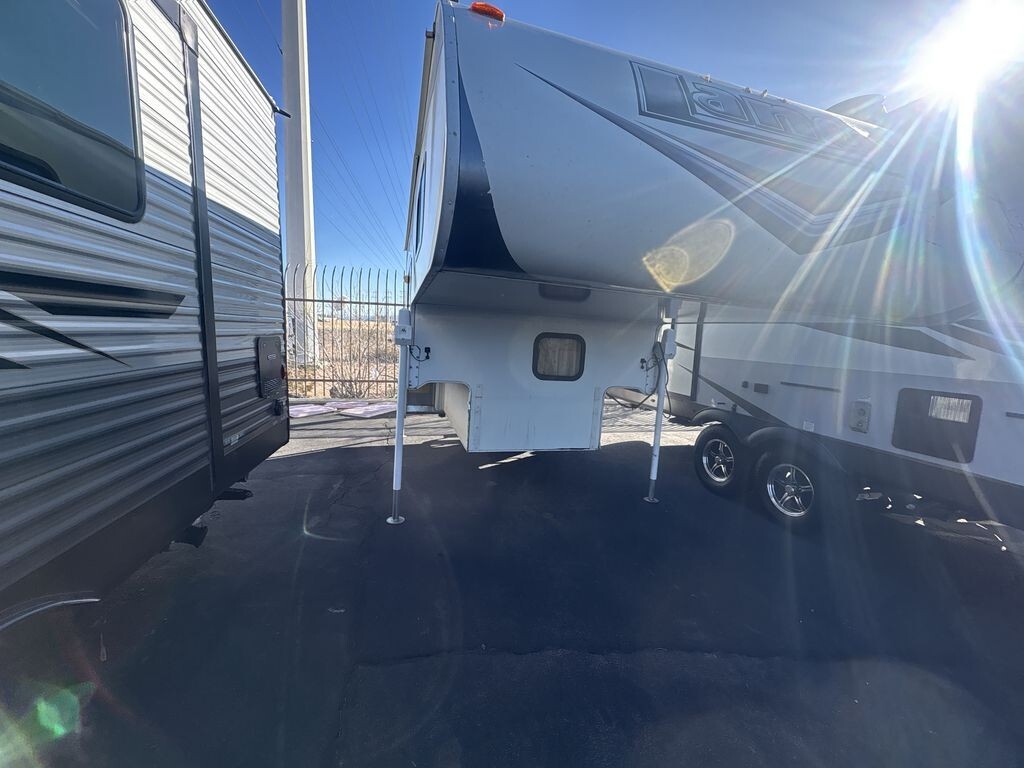 2012 Lance Lance Truck Camper