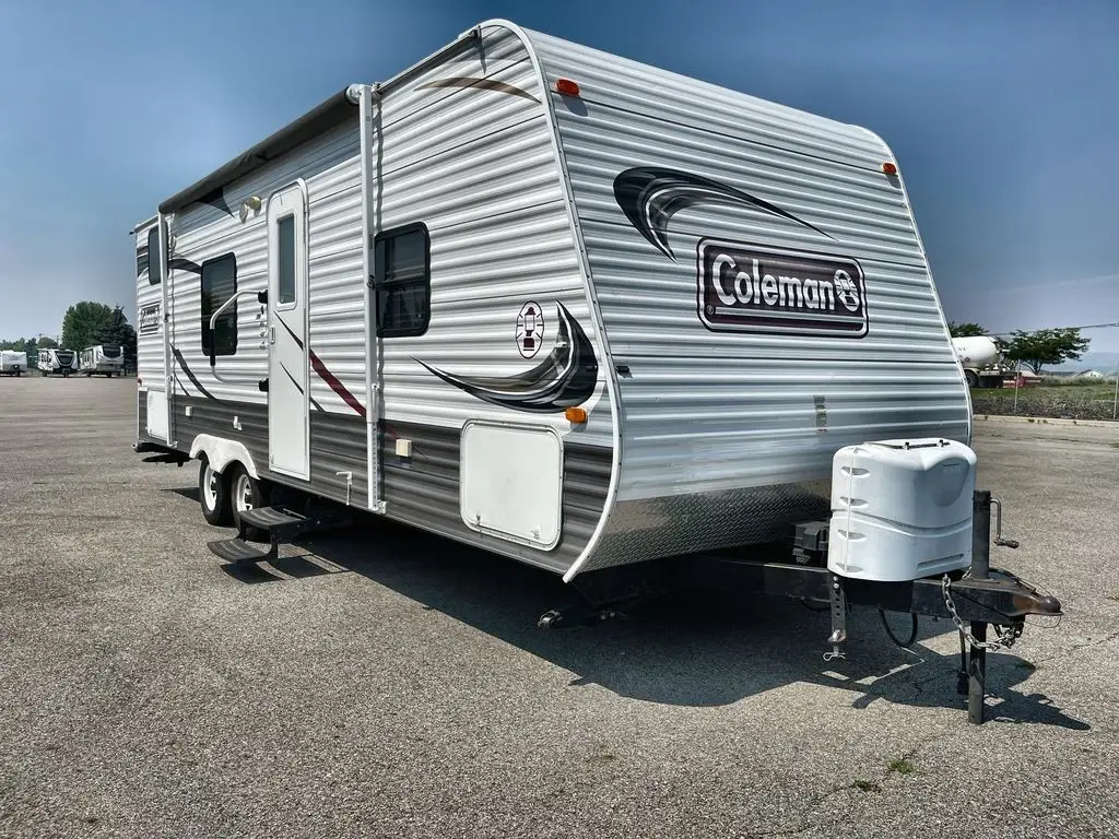 2013 Dutchmen COLEMAN LANTERN SERIES