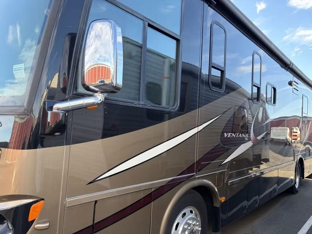 2013 Newmar Ventana Class A Motorhome