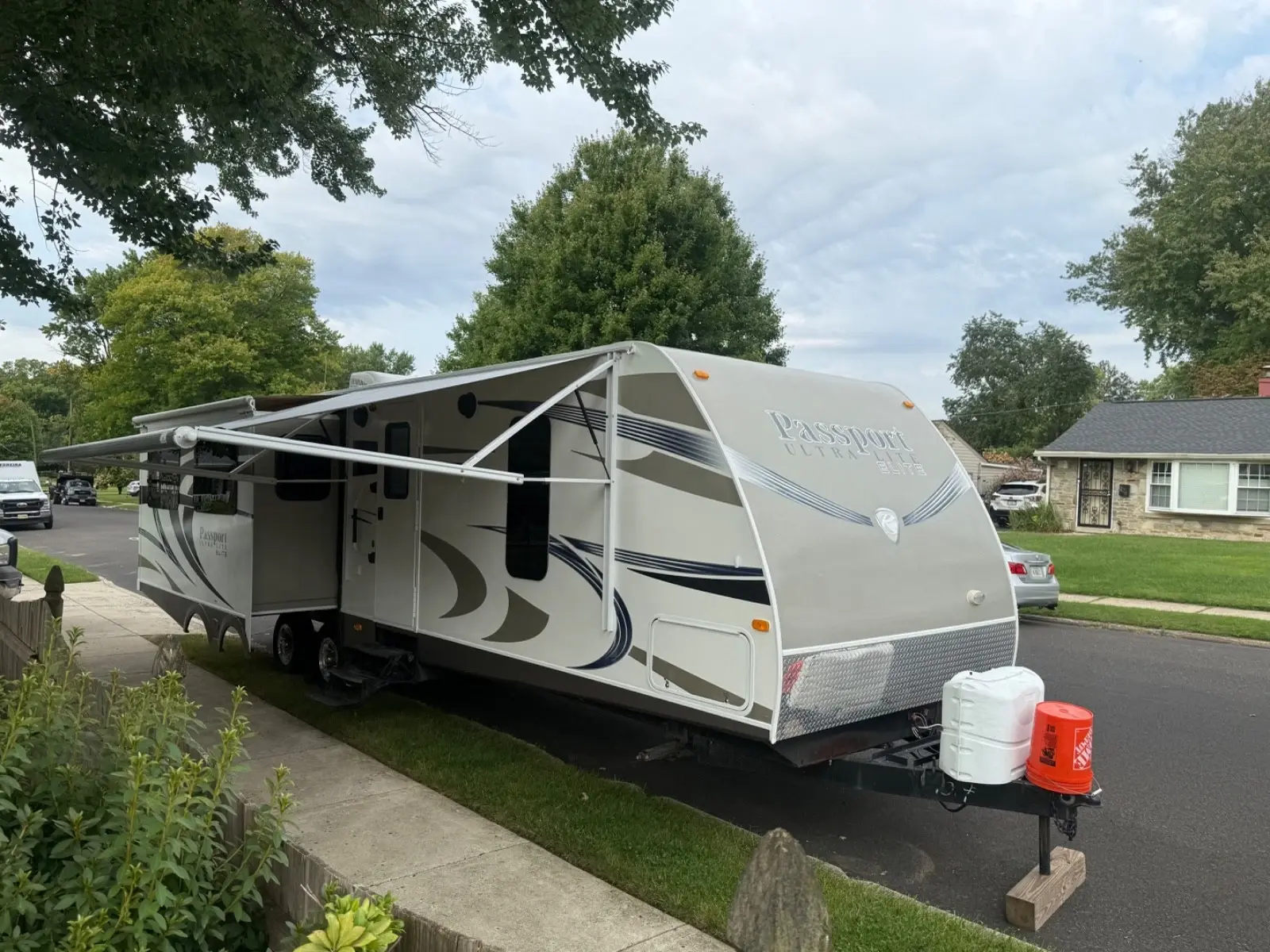2014 Keystone Ultra Light Elite 31RE Travel Trailer