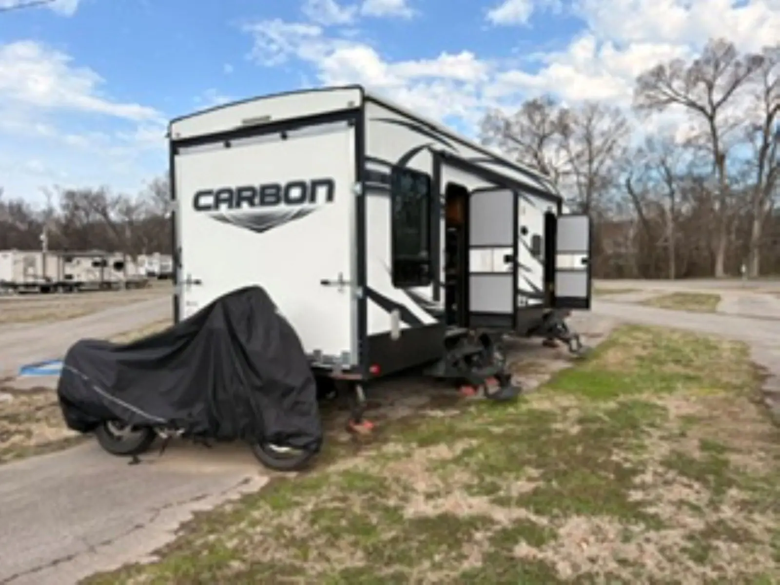 2014 keystone Carbon 27 Toy Hauler