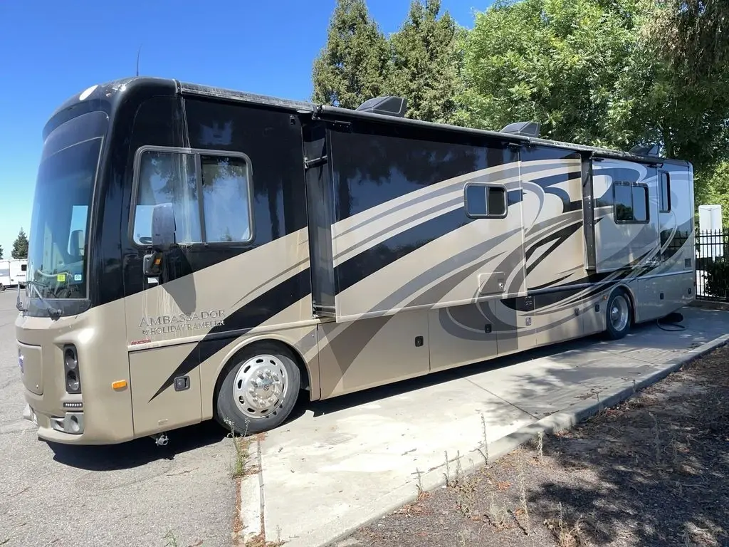 2015 Holiday Rambler Ambassador