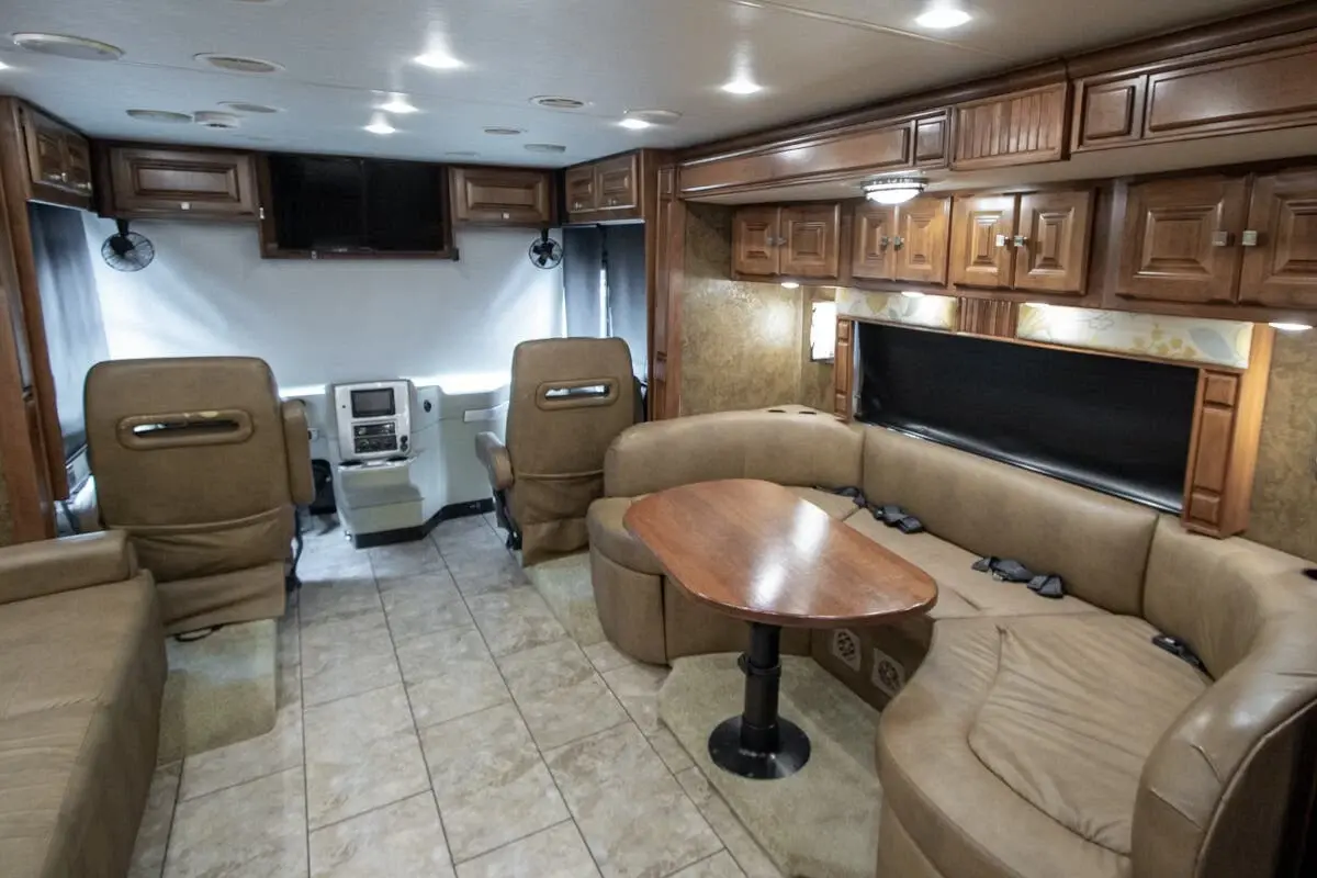2015 Tiffin Motorhomes Allegro Breeze