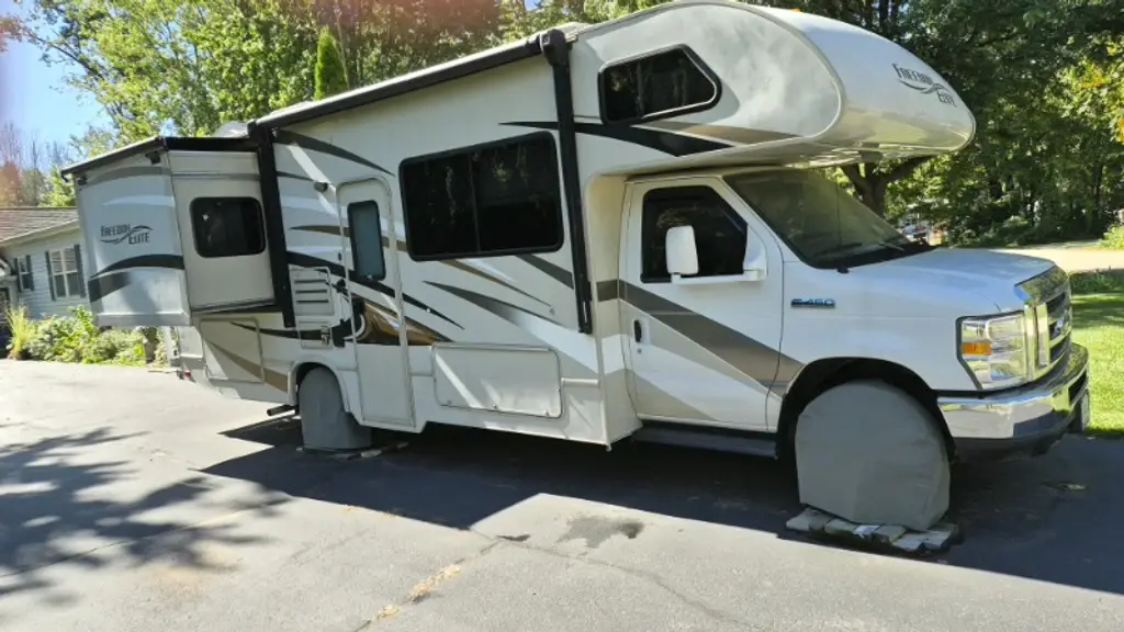 2016 Thor Motor Coach Freedom Elite Class C Motorhome