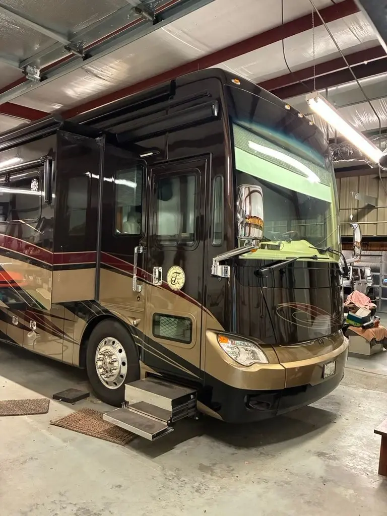 2016 Tiffin Motorhomes Allegro Bus Class A Motorhome