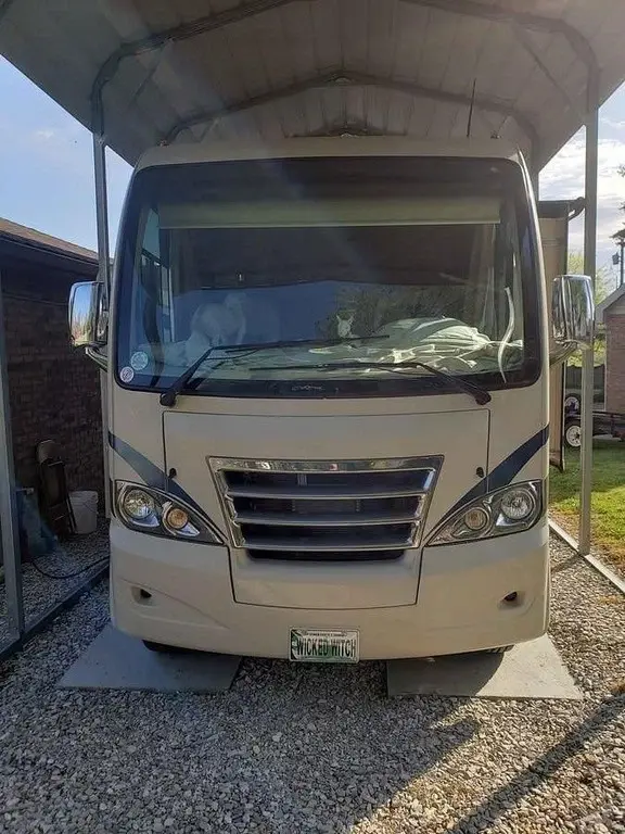 2017 Thor Motor Coach Motorized Class A