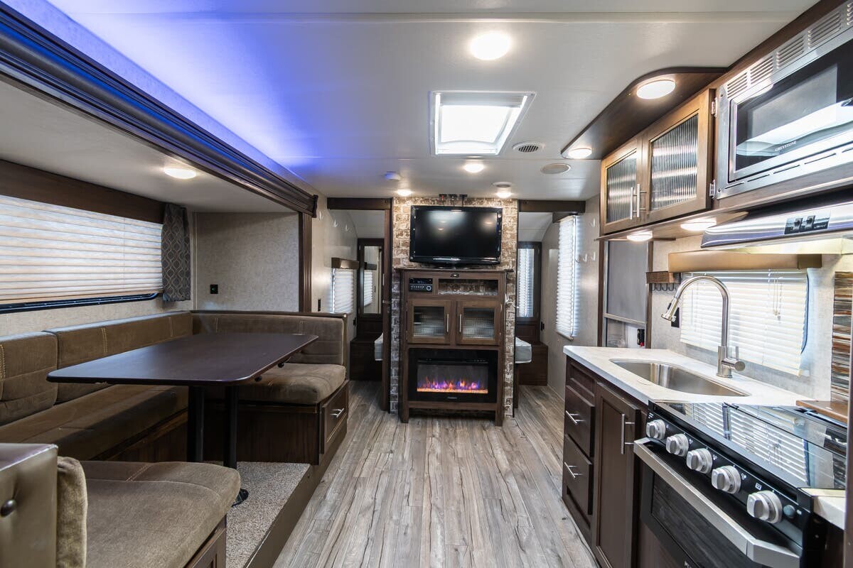 2018 Forest River Cherokee Grey Wolf