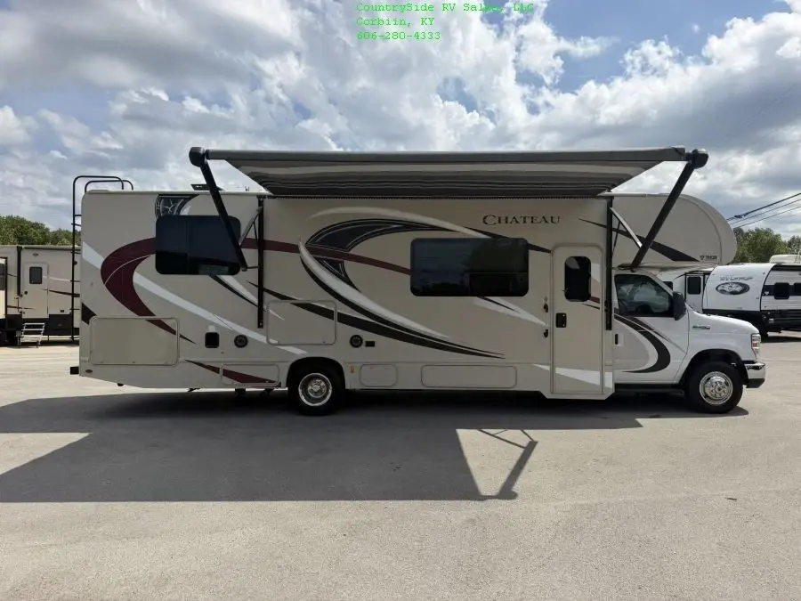 2018 Thor Chateau 31Y Class C