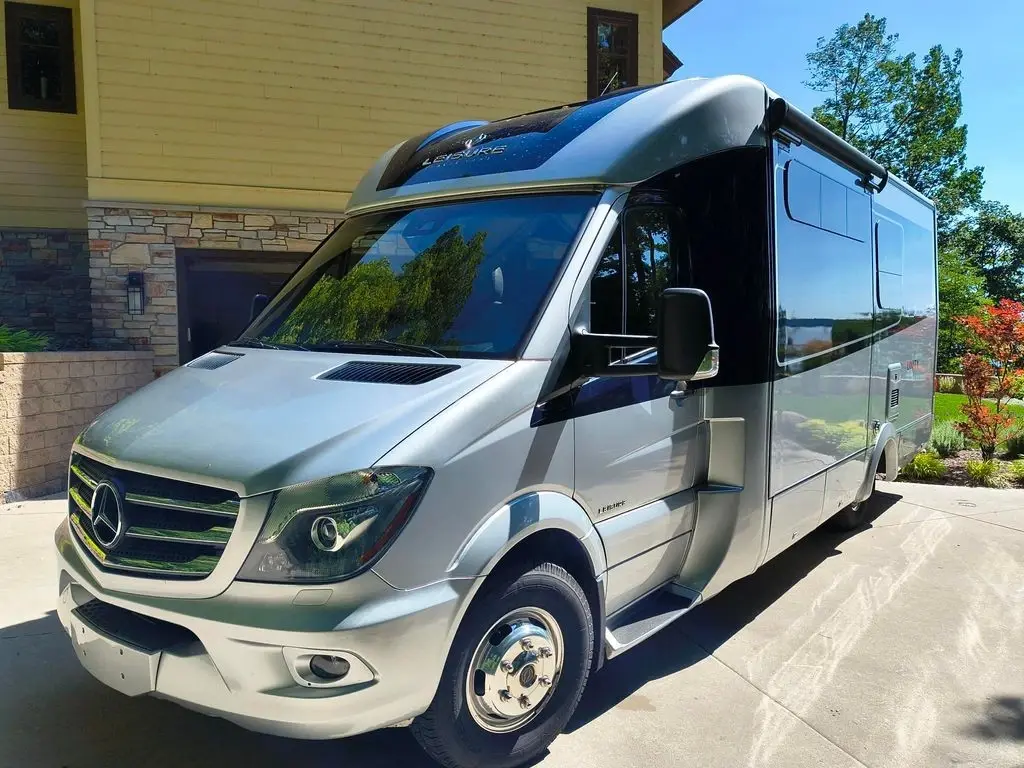 2019 Leisure Travel Van Unity Class C Motorhome