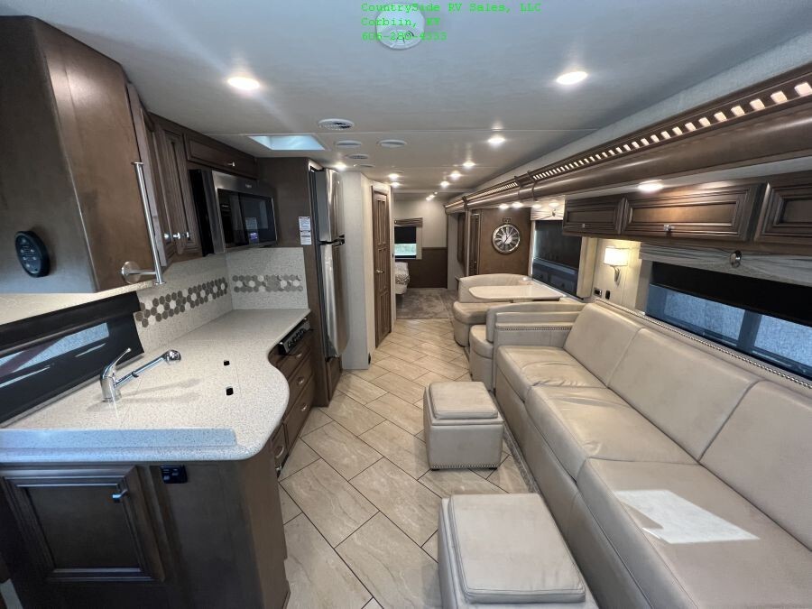 2019 Newmar Bay Star 3124